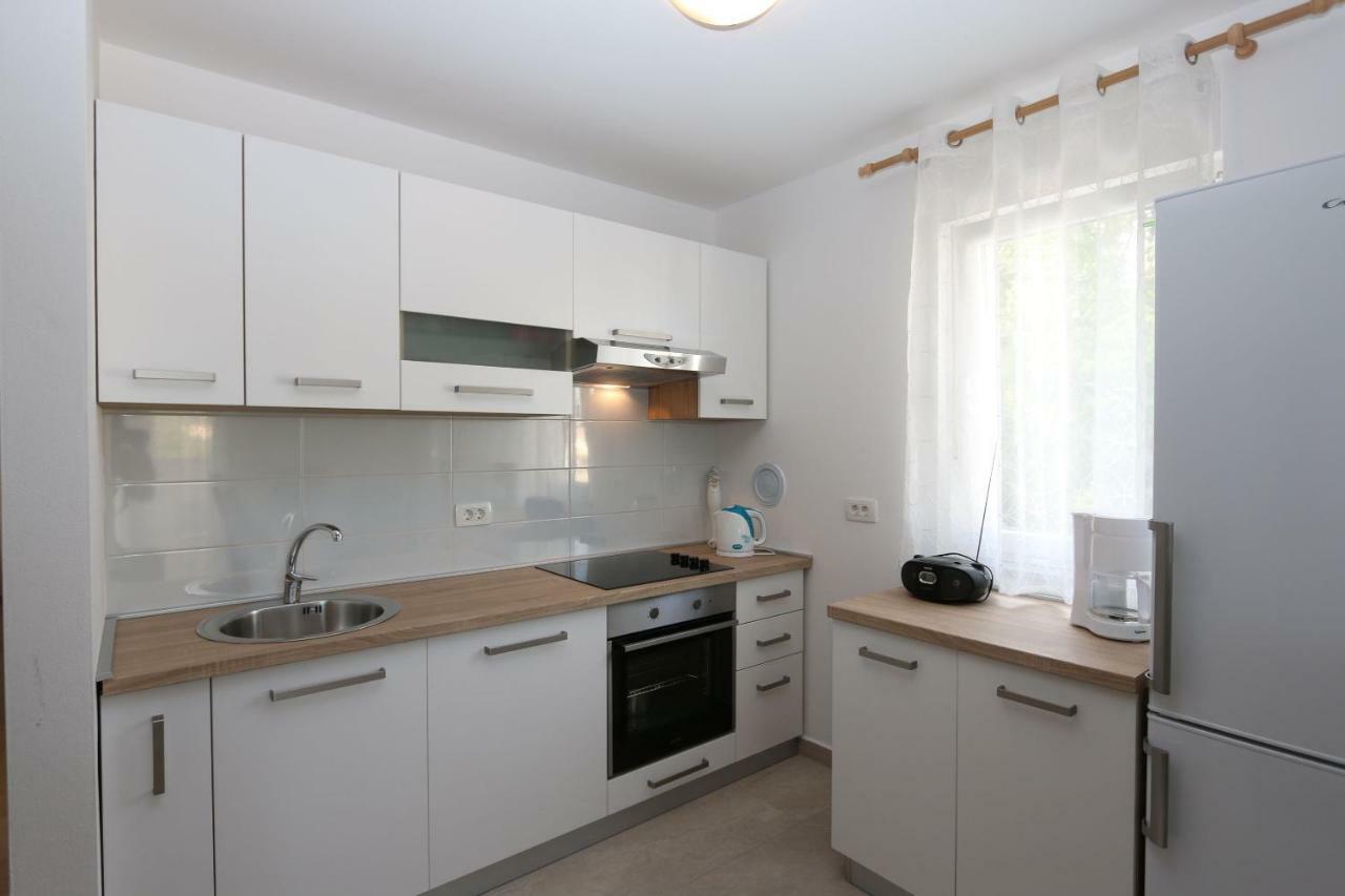 Apartment Samsa Mirica Cizici Luaran gambar